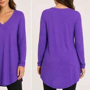 MEDEileen Fisher Women's V-Neck Long Sleeve Tunic Top in 100% Merino Wool